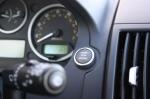 Land Rover LR2 HSE 2009 года